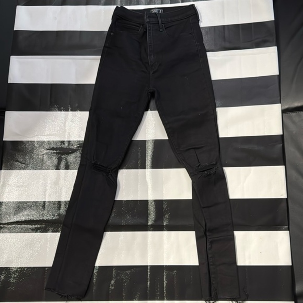 A&F HIGH RISE SUPER SKINNY